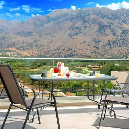 Luminosa Luxus Holiday home Paralia Kourna